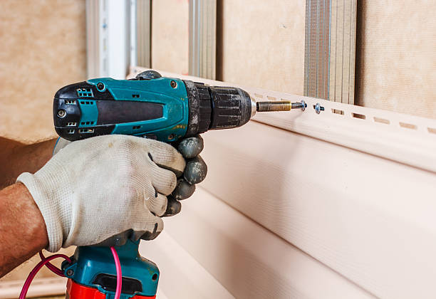 Affordable siding repair and maintenance services in Cottondale, AL
